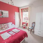 Elim Bank Отель типа 