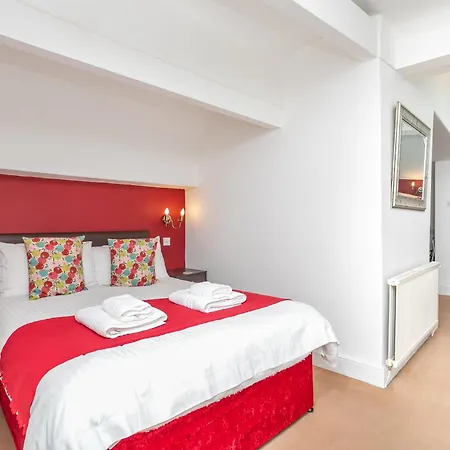 Elim Bank Bed & Breakfast 3*