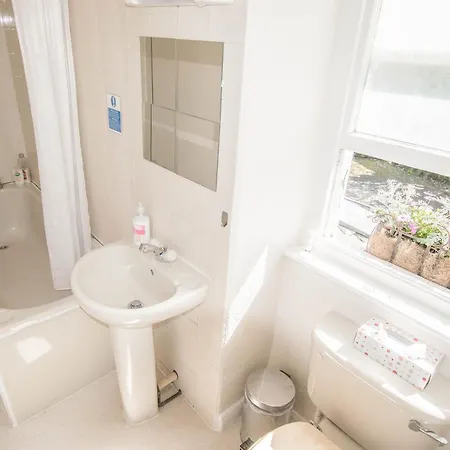 Elim Bank 3* Windermere