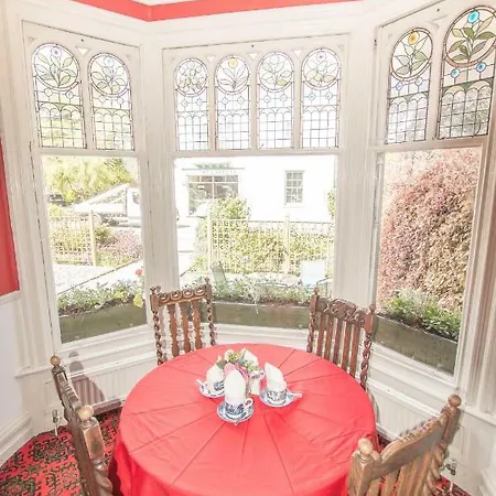 Elim Bank Bed & Breakfast 3*