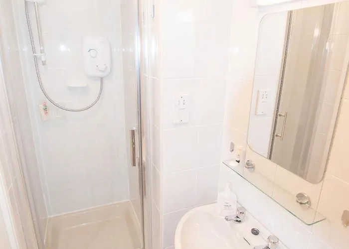 Elim Bank 3* Windermere